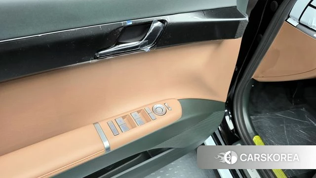 Hyundai Grandeur (GN7) id 3939730 из Кореи 9