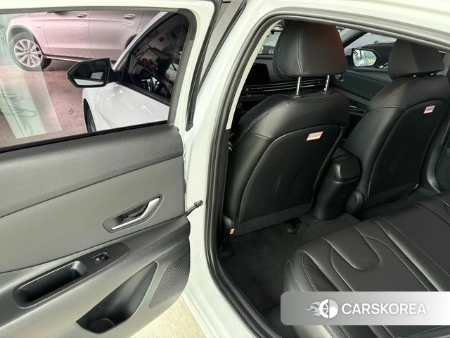 Hyundai Avante Hybrid (CN7) id 4489236 из Кореи 9