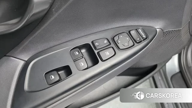 Hyundai Veloster (JS) id 3747944 из Кореи 9