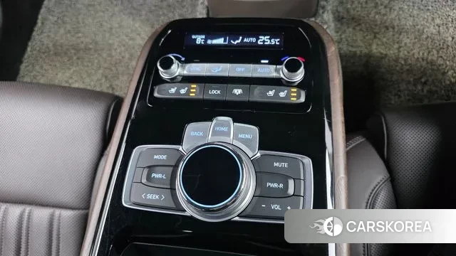 Genesis G90 id 3513664 из Кореи 9