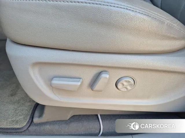 Kia The New Carnival id 3449326 из Кореи 9