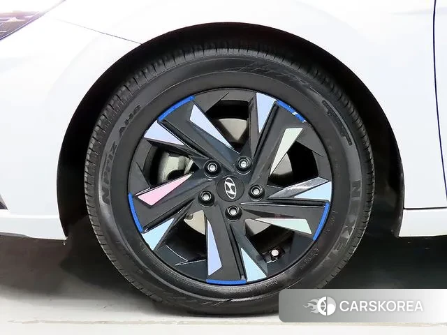 Hyundai Avante Hybrid (CN7) id 3524088 из Кореи 9