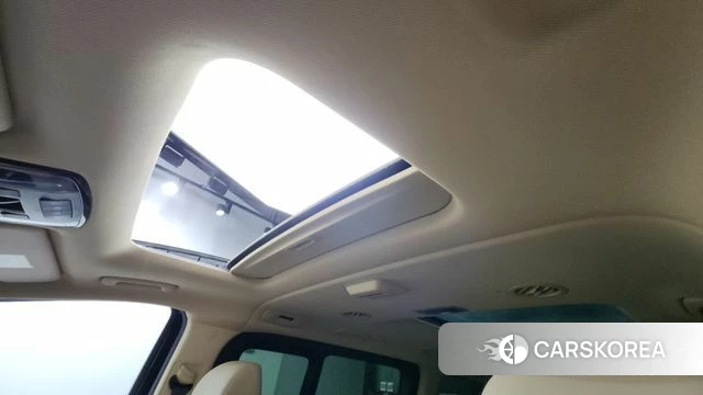 Hyundai Staria id 3921976 из Кореи 9