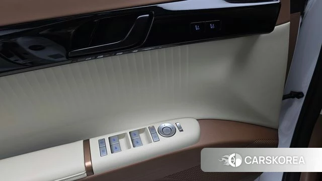 Hyundai Grandeur Hybrid (GN7) id 4315547 из Кореи 9