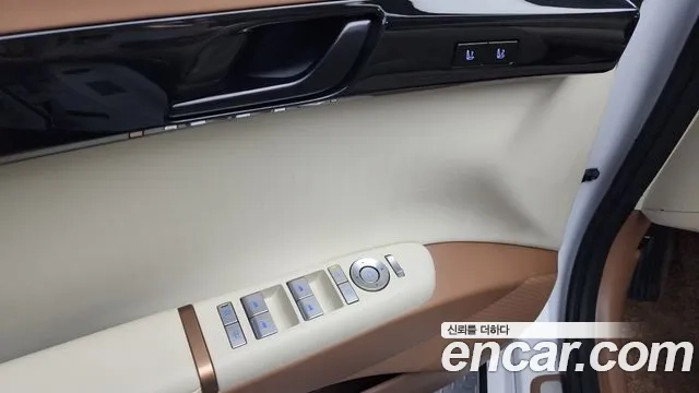 Hyundai Grandeur Hybrid (GN7) id 2920129 из Кореи 9