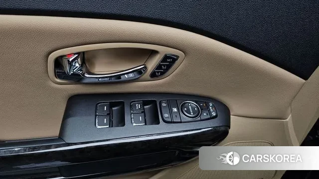 Kia The New Carnival id 2981626 из Кореи 9