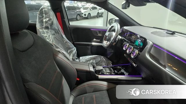 Mercedes-Benz GLA - Class H247 id 3793299 из Кореи 9