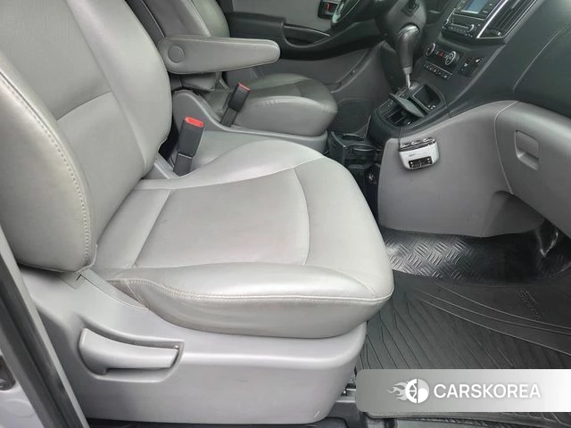 Hyundai The New Grand Starex id 4367211 из Кореи 9