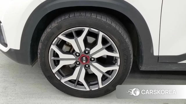 Kia Seltos id 4284027 из Кореи 9