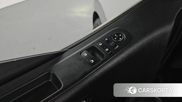 Hyundai Staria id 3851096 из Кореи 9