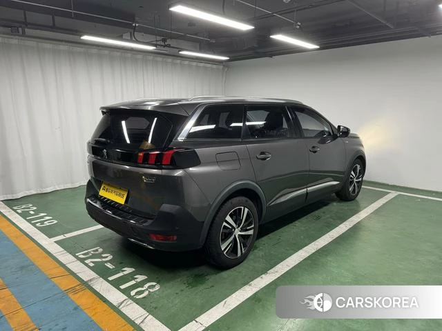 Peugeot 5008 id 4227359 из Китая 9