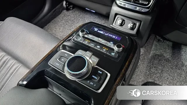 Genesis G90 id 3687310 из Кореи 9