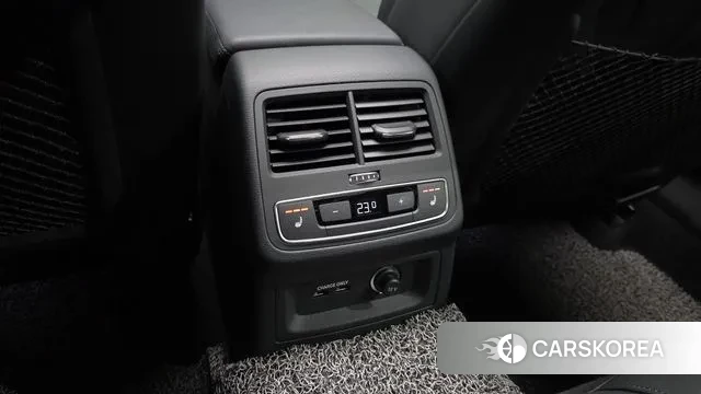 Audi A4 (B9) id 3649724 из Кореи 9