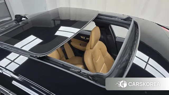 Volvo S60 3rd generation id 3389733 из Кореи 9