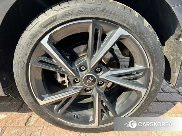 Audi A3 id 4299426 из Китая 9