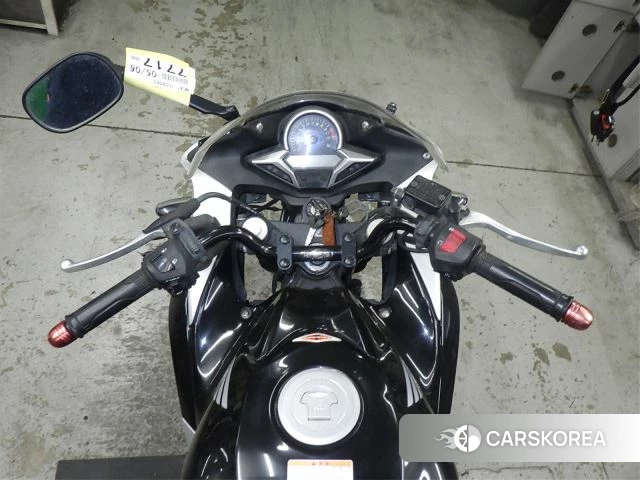 Проданный Honda CBR250R id 4248008 из Японии, фото 9