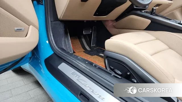 Porsche 911(992) id 3012943 из Кореи 9