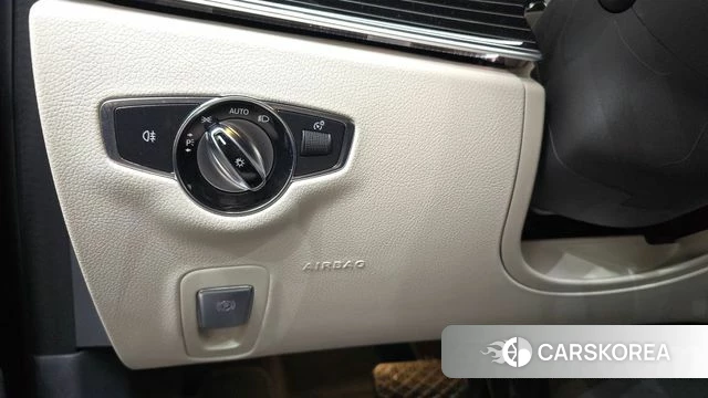 Mercedes-Benz E-Class W213 id 4178118 из Кореи 9