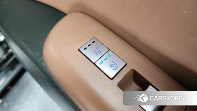 Hyundai Grandeur (GN7) id 3786642 из Кореи 9