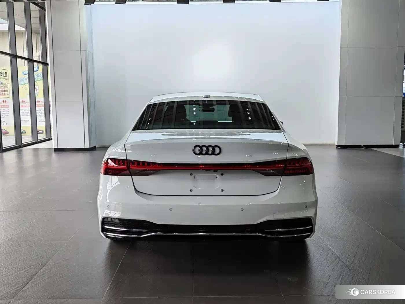 Audi A7L id 4628480 из Китая 9