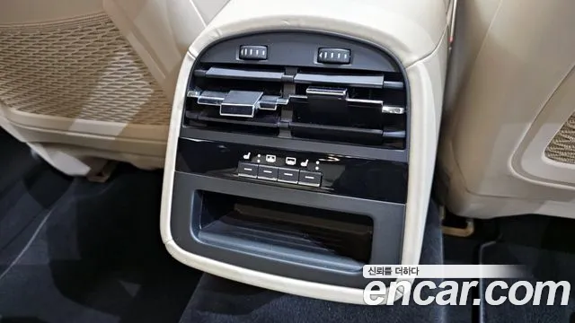 Maserati Quattroporte id 2274675 из Кореи 9