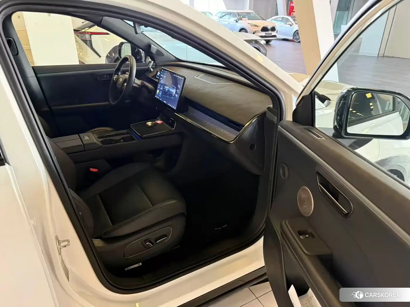 Toyota Platinum Wisdom 3X id 4600626 из Китая 9