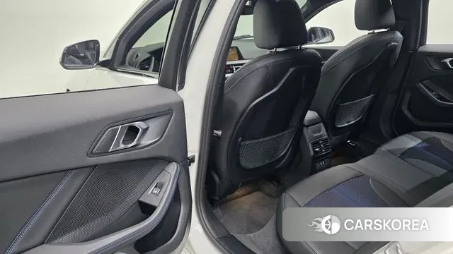 BMW 1 Series (F40) id 3006986 из Кореи 9