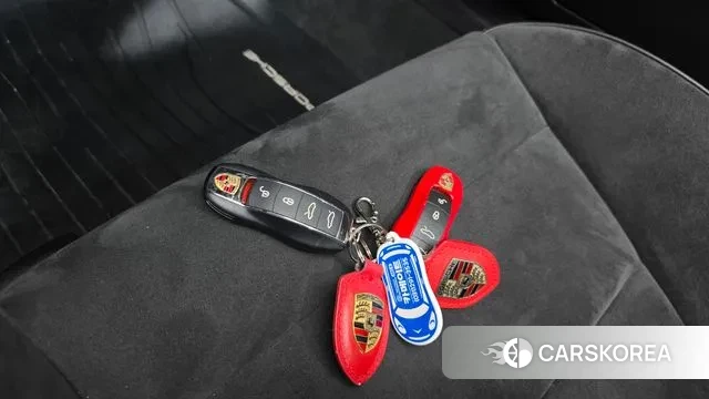 Porsche 718 Boxster id 3494713 из Кореи 9