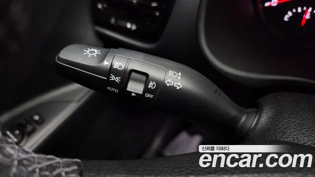 Kia Stonic id 2424834 из Кореи 9