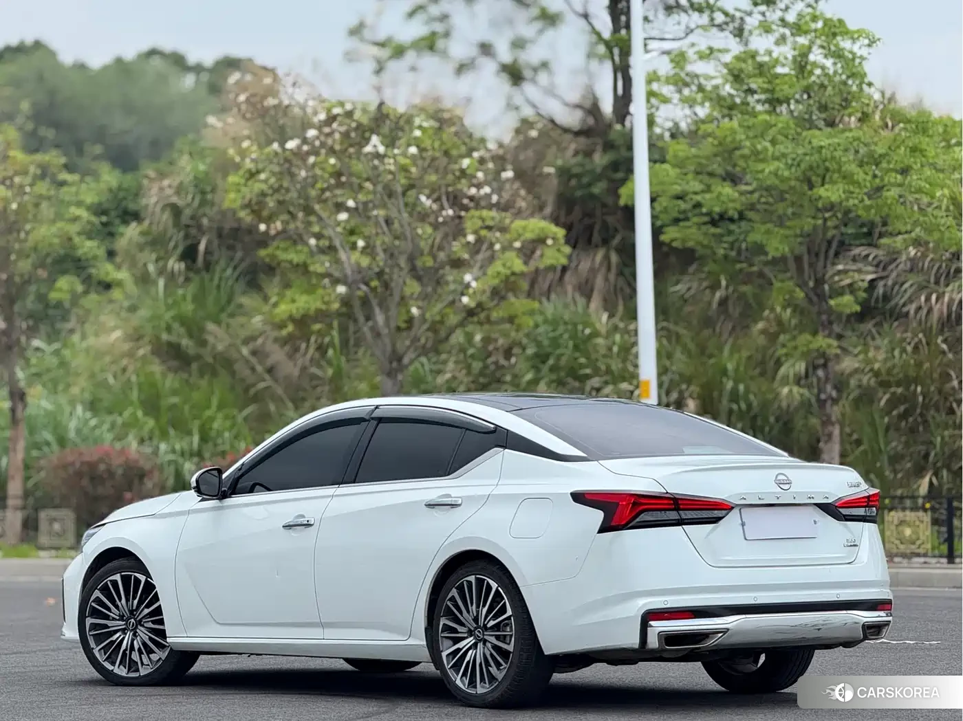 Nissan Altima id 4546340 из Китая 9