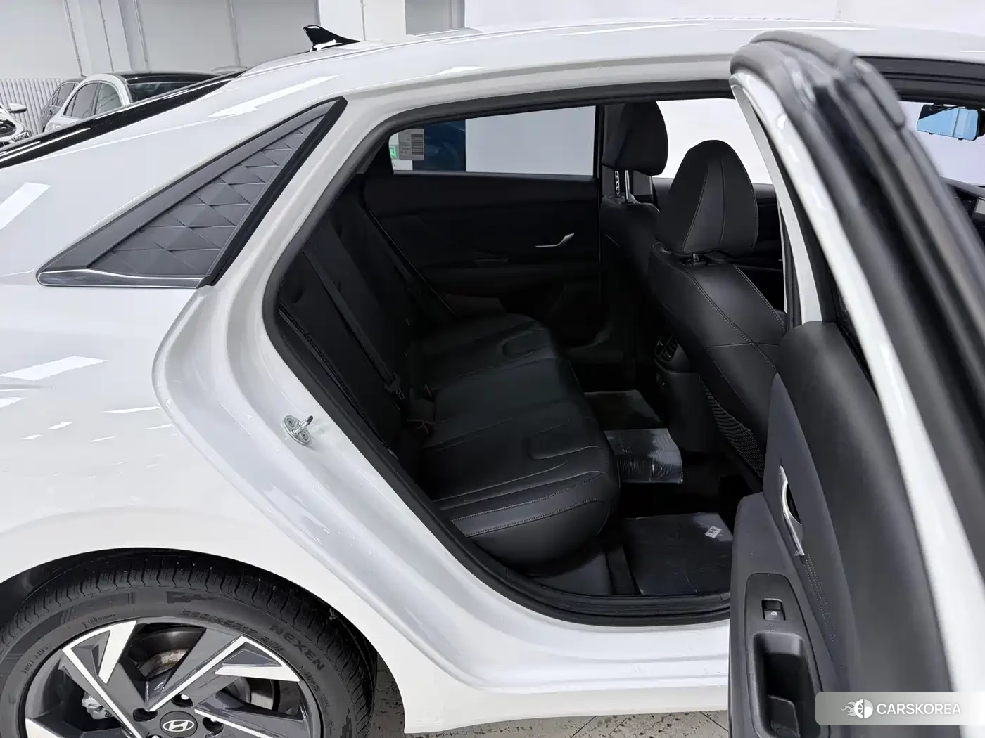 Hyundai Elantra id 4515426 из Китая 9
