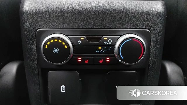 Ford Explorer 6th Generation id 4298811 из Кореи 9
