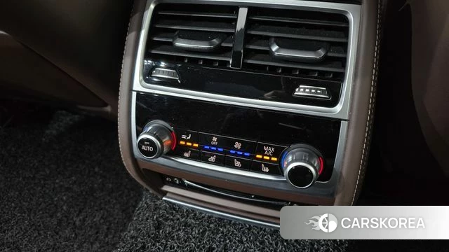 BMW 7 Series (G11) id 3800475 из Кореи 9