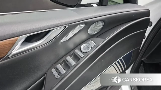 Genesis G80 (RG3) id 3503839 из Кореи 9