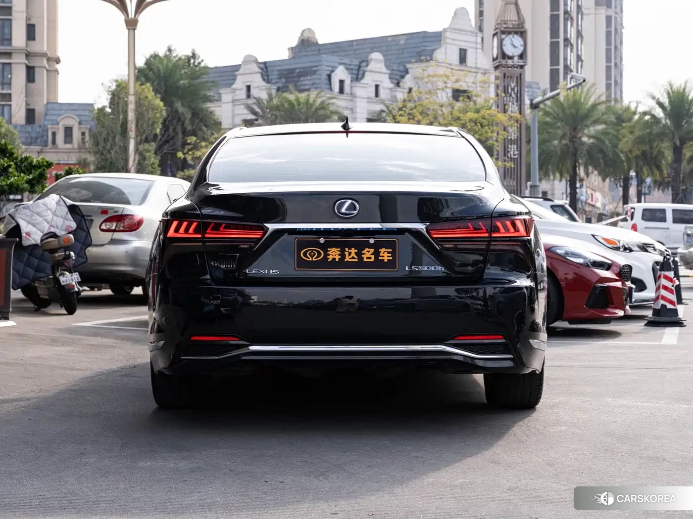 Lexus LS id 4576803 из Китая 9