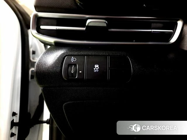 Hyundai The New Avante (CN7) id 4419628 из Кореи 9