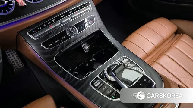 Mercedes-Benz E-Class W213 id 3698483 из Кореи 9