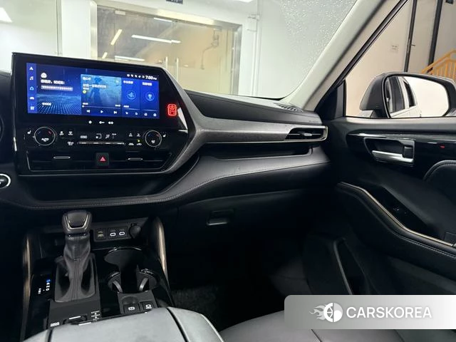 Toyota Highlander id 4353682 из Китая 9