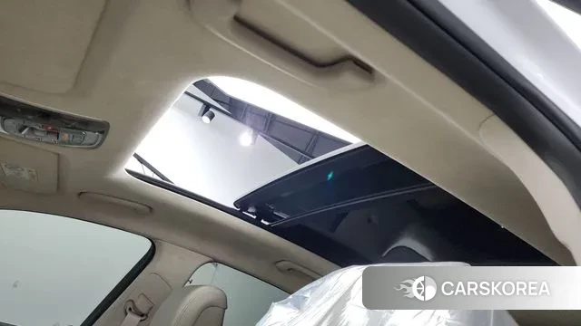 Genesis GV70 id 3036619 из Кореи 9