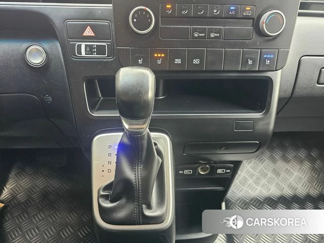 Hyundai Staria id 4894404 из Кореи 9