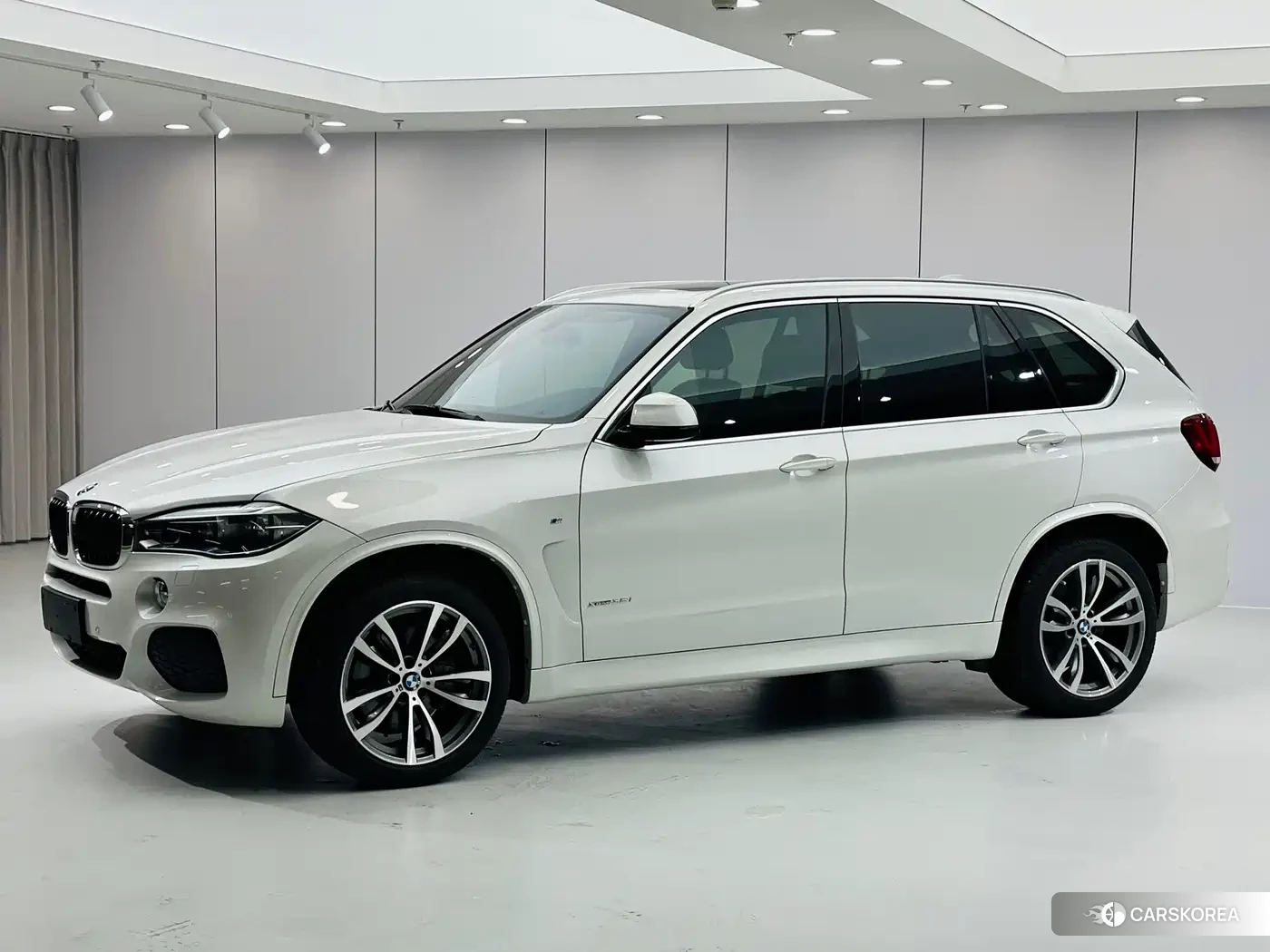 BMW X5 id 4607067 из Китая 9