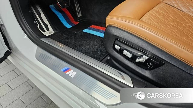 BMW 7 Series (G11) id 4731001 из Кореи 9