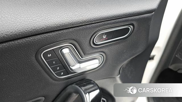 Mercedes-Benz A-Class W177 id 4688913 из Кореи 9