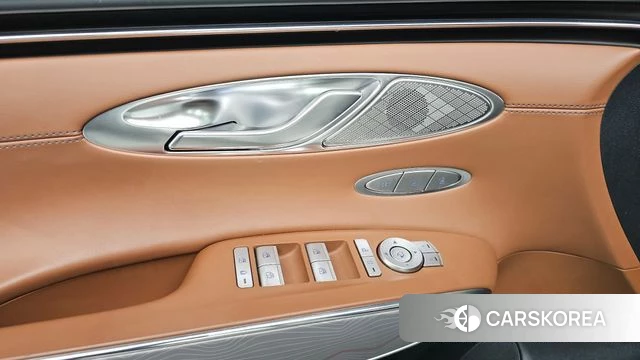 Genesis GV70 id 3832840 из Кореи 9