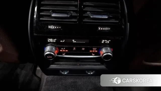 BMW 5 Series (G30) id 3375357 из Кореи 9