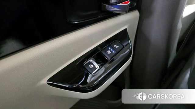 Kia Carnival 4th generation id 4231144 из Кореи 9