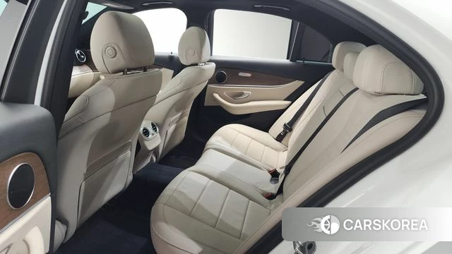 Mercedes-Benz E-Class W213 id 3916327 из Кореи 9