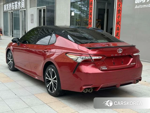 Toyota Camry id 4220921 из Китая 9