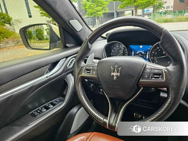 Maserati Levante id 4356788 из Кореи 9