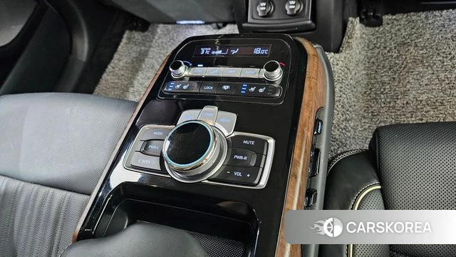 Genesis G90 id 3924182 из Кореи 9